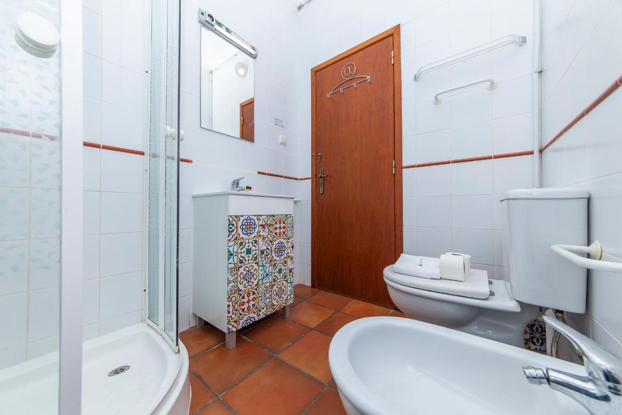 J - Casa Do Farol Guesthouse Lagos Exterior photo