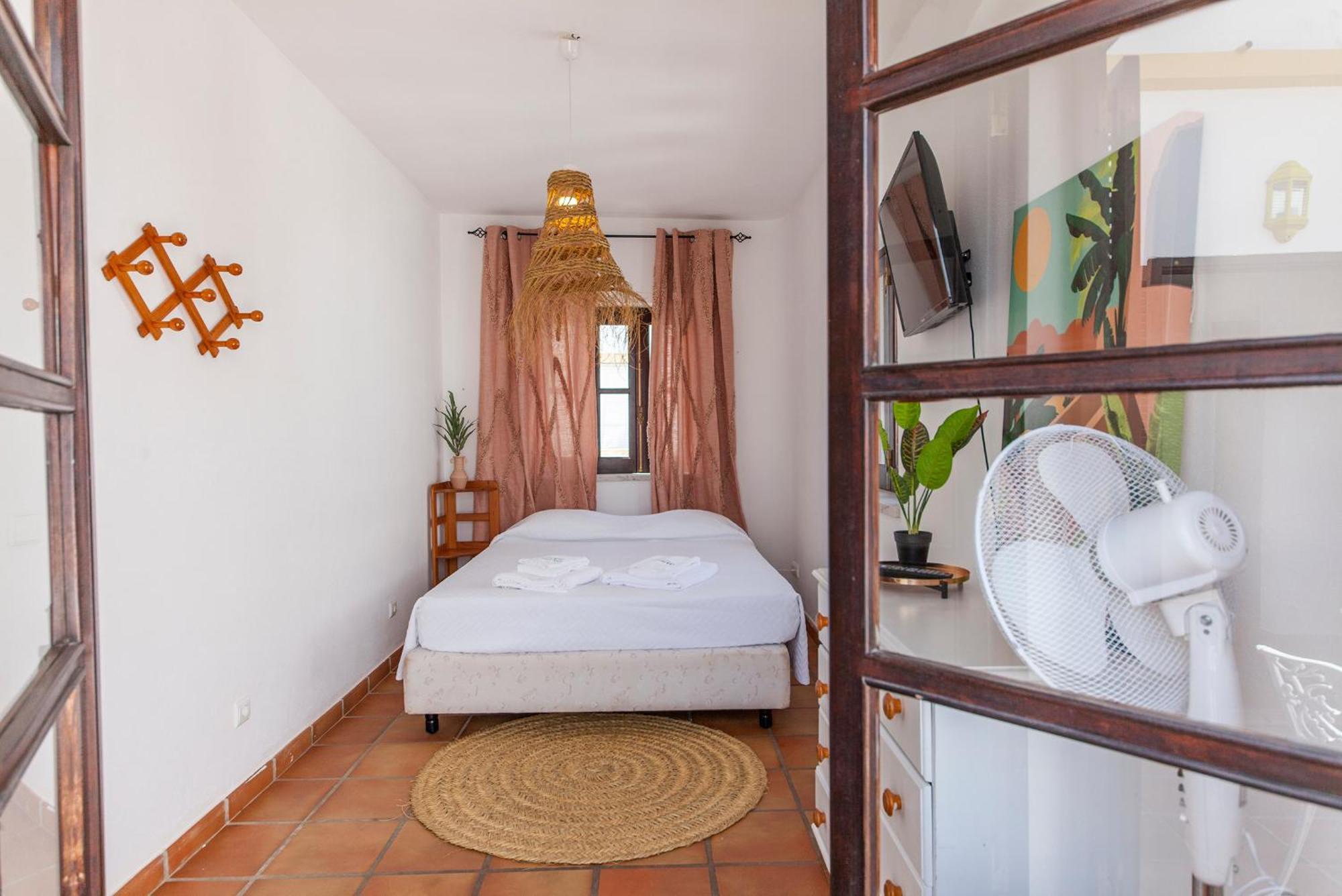 J - Casa Do Farol Guesthouse Lagos Room photo